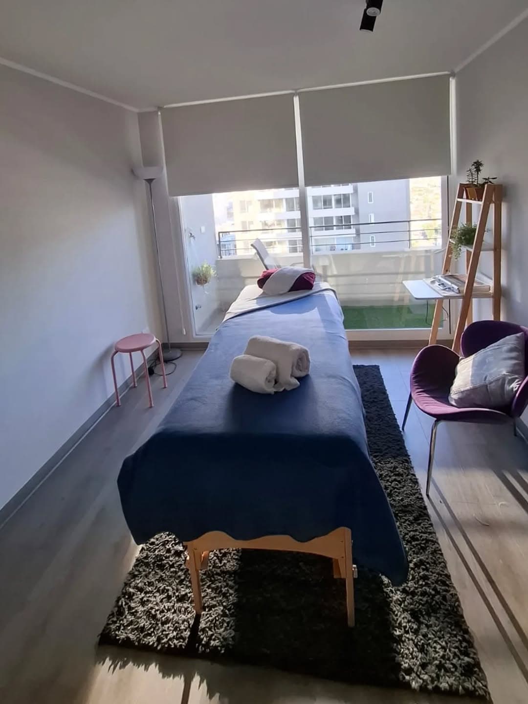 Rocío Abarzúa Torrealba - Maseoterapeuta a domicilio en Santiago